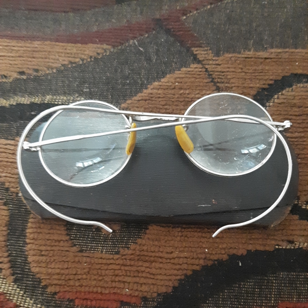 Vintage Glasses Round Shape Silver Frames - image 2